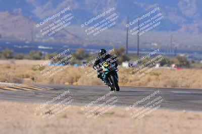 media/Dec-17-2023-CVMA (Sun) [[bf0c04832d]]/Race 2 Amateur Supersport Open/